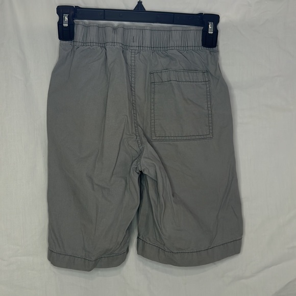 Children’s Place Shorts - Picture 2 of 3